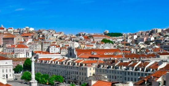 Portugal – ljudi se smiju glasno, razgovaraju radosno i pjevaju tužno