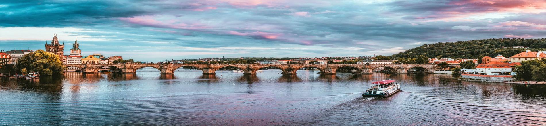 Romantično jesensko putovanje u Prag i Češky Krumlov